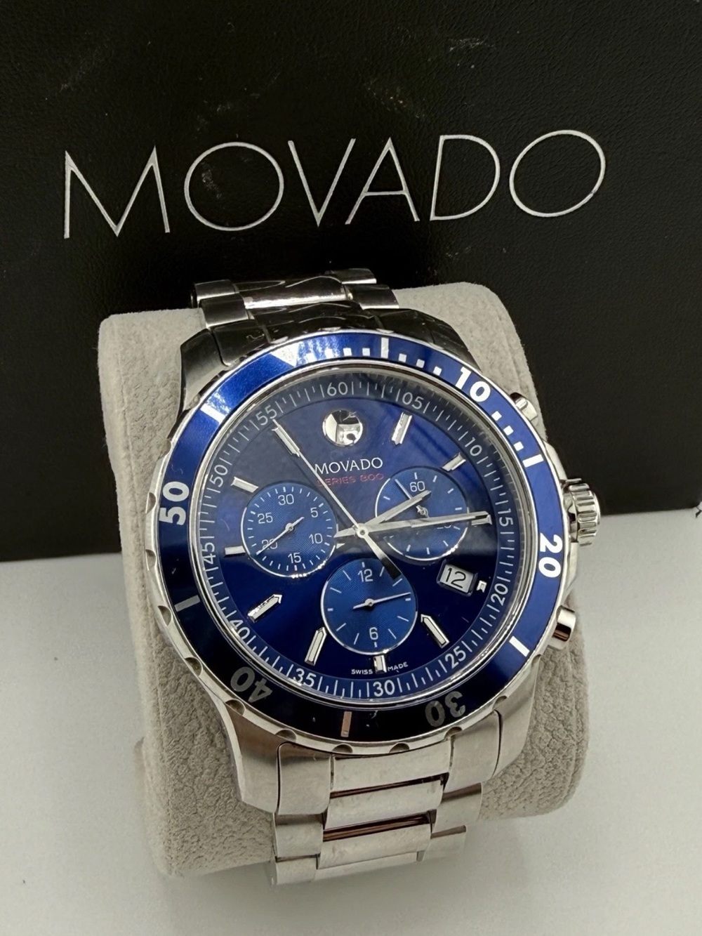 Movado Series 800 Men's Quartz Chronograph Date 42mm Blue Dial 200m Watch